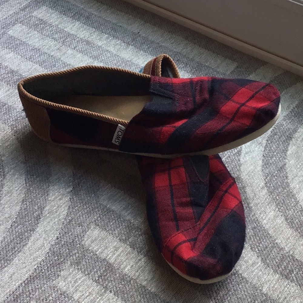 Toms Red and Black Plaid Flats